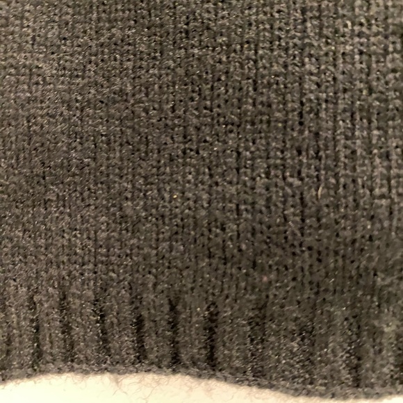 Kenneth Cole wool scarf - Picture 3 of 3